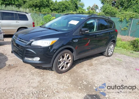 2013 Ford Escape Sel z USA, uszkodzony, nr VIN 1FMCU9H95DUD92377